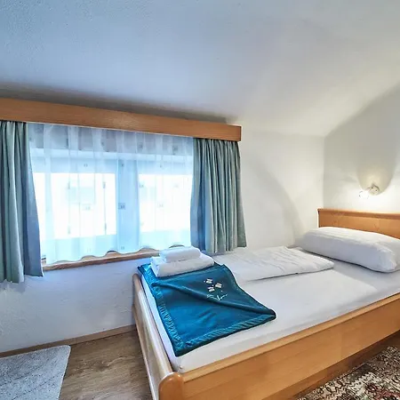 Holiday Home Viehhofen * フィーホーフェン